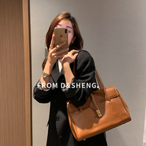 日本ビッグブランド Large Capacity Travel Mom Bag 2022 New One Shoulder Hand Totet Bag