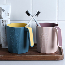 Simple mouthwash couple set up a pair of creative cute toothbrush toothbrush cups with a Nordic toothbox cup