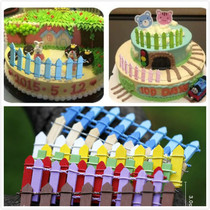  Dress up supplies Creative birthday cake scene ornaments Wall fence House fence can be bent