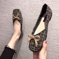 Hong Kong rhinestone shoes womens 2021 spring new flat square head shallow mouth womens shoes casual versatile Mary Jane shoes ladylike shoes