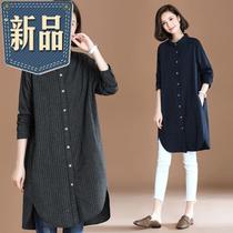 (Including cotton 200 catty f can be worn)Korean version of the female literary stripe wild medium-long-sleeved large size cotton shirt