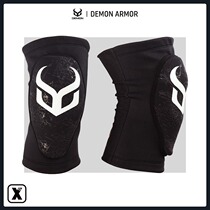 Easy poison EXDO] W20 Demon snowboard protective gear men wear anti-fall knee pads female adult ski equipment
