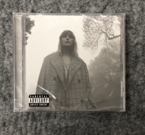 Limited time special (spot) Taylor Swift Folklore CD version 8 genuine SF