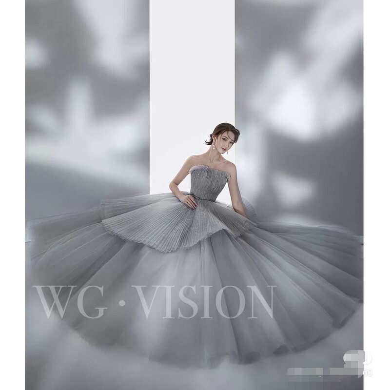 2023 Exhibition New Model Studio Theme Clothing Wedding Photography Colorful Gauze Couple Photoshoot Gray Trailing Gown for Photo Shoots