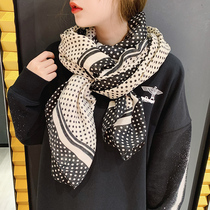 Spring and autumn new retro polka dot striped cotton and linen scarf seaside vacation scarf female gauze towel beach sunscreen shawl