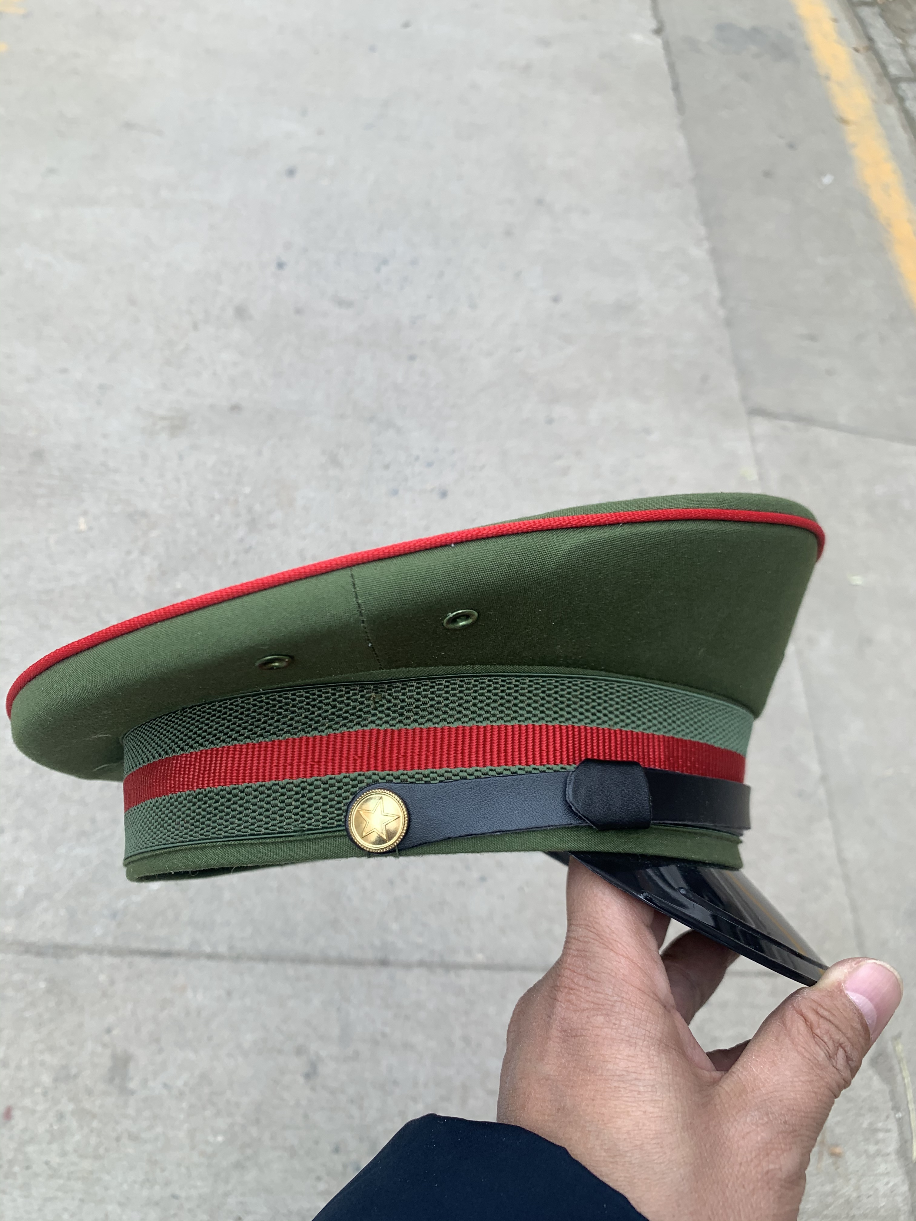 Military fan collection, inventory elimination, big brim hat, film and television props and other gifts commemorative