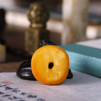(Swallow Zhenpin) 13 41 grams of natural Old Beeswax buckle Amber men and women necklace