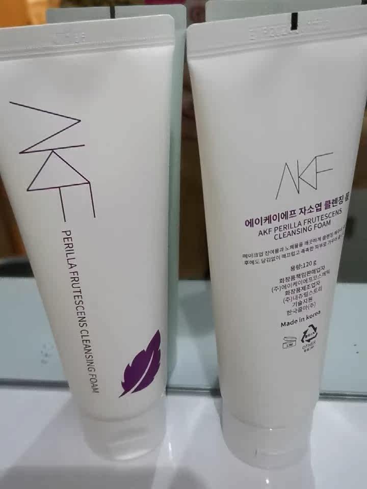 谁用过akf洗面奶氨基酸洁面？体验反馈！！！