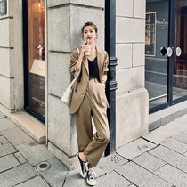 Small suit suit female spring 2020 new Korean temperament British style foreign style spring and autumn professional suit jacket