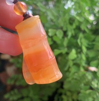 Yang Yujia Yunnan Natural Huanglongyu Xiaoshan Water Red Old Material Bamboo Festival High-rise Pendant Certificate Flower Bai