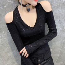 2020 Spring and autumn new sashimi v collar inside a hitch bottom shirt sexy open-shoulder lock bone blouse long sleeve t-shirt female tide