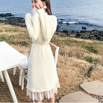 Knitted dress women's autumn and winter new Hepburn wind white long fairy dress with a very fairy bottom skirt
