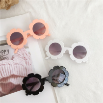 Childrens sunglasses Summer new middle children Baby Recessed Styling Flowers Glasses Sunglasses Holiday Beach Glasses Tide