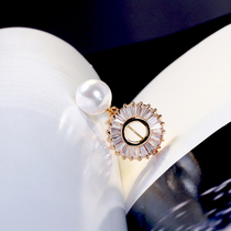 Wild pearl anti-light fixed bib closed neckline cardigan brooch pin pin Zircon star heart