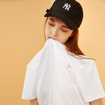 Taobao photography womens clothing shooting Tide brand clothing shooting European and American models fine shooting outside mold spelling scene custom photo