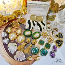 Vintage Western Antique Jewelry Imported Gold Plated Pearls Medieval Palace Vintage Antique Hyperbolo and Magnificent Large Ear Clip