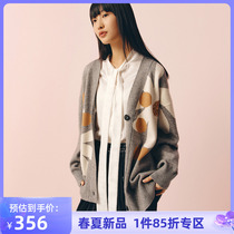 LILY2022 Spring new womens clothing Lazy Cute Flowers Delicate Pearl Pieces Loose shoulder red knit cardio-hoodie