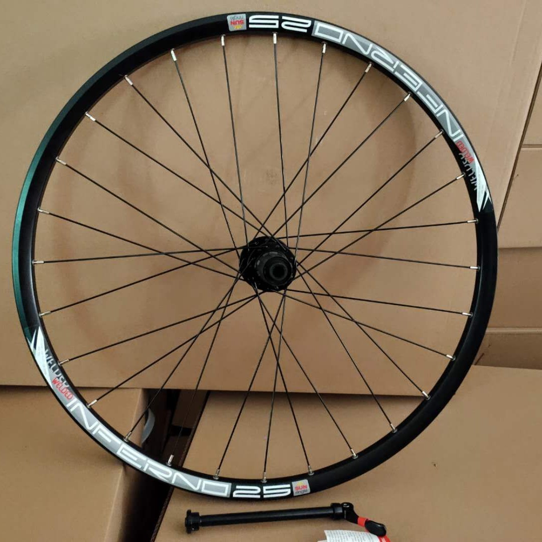 Sun wheel set cooler than flower drum Sun Car circle Welding 26-inch cylinder shaft 12MM rear wheel self-knitted