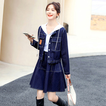 Denim suit womens 2021 autumn new temperament age reduction short jacket small man skirt fashion two-piece set