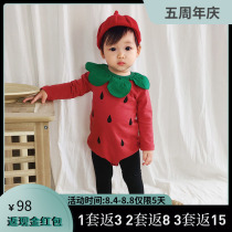 Newborn baby female baby cute strawberry long-sleeved one-piece bag fart coat spring and autumn clothes out pure cotton autumn clothes climbing clothes