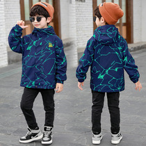 Two-piece pack of big childrens jacket in autumn and winter boys coat can be removed from Han edition in the shake of Han