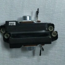 Samsung UA40D5003BR horn pair on a pair of