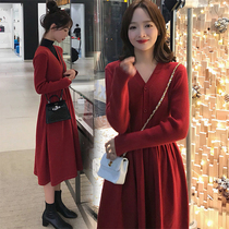 Pregnant womens dress spring and autumn stretch knitted base medium and long sweater loose foreign style red Fashion winter dress