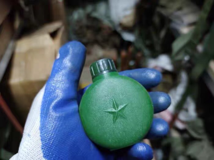 Stock brand new 79 81 81 81-1 81-1 95 95-1 style universal oil pot wiping oil pot cream pot