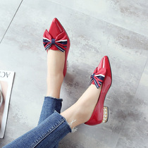 Single shoes womens spring new pointed toe flat shoes leather red wedding shoes thick heel small leather shoes bow flat scoop shoes