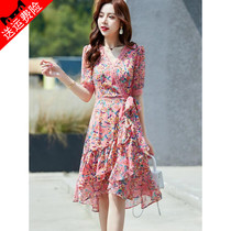 2021 Fashion big code Retro high-end middle and long style Temperament Celebrities womens clothing High level Sensation Casual Goddess Van