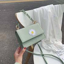  Net red small bag female 2021 new fashion western style small fresh daisy shoulder messenger chain handbag tide