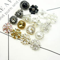 High-grade crystal diamond buckle glass Rhinestone Button with diamond button mink fur small fragrant wind suit skirt shaped buckle