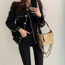 Korean version Black Wool Golden Silk Retro Suit Jacket Lady Autumn Winter Little Sub Casual 100 Lap Short blouses