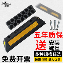 Large Wagon Obstructer Parking Pier Tire Positioner Wheel Stop Car Stop Mat Rubber Vehicle Limiters