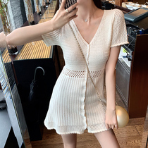 Korea counter 2021 new summer temperament wind ice silk knitted V-neck dress thin lady hollow short skirt