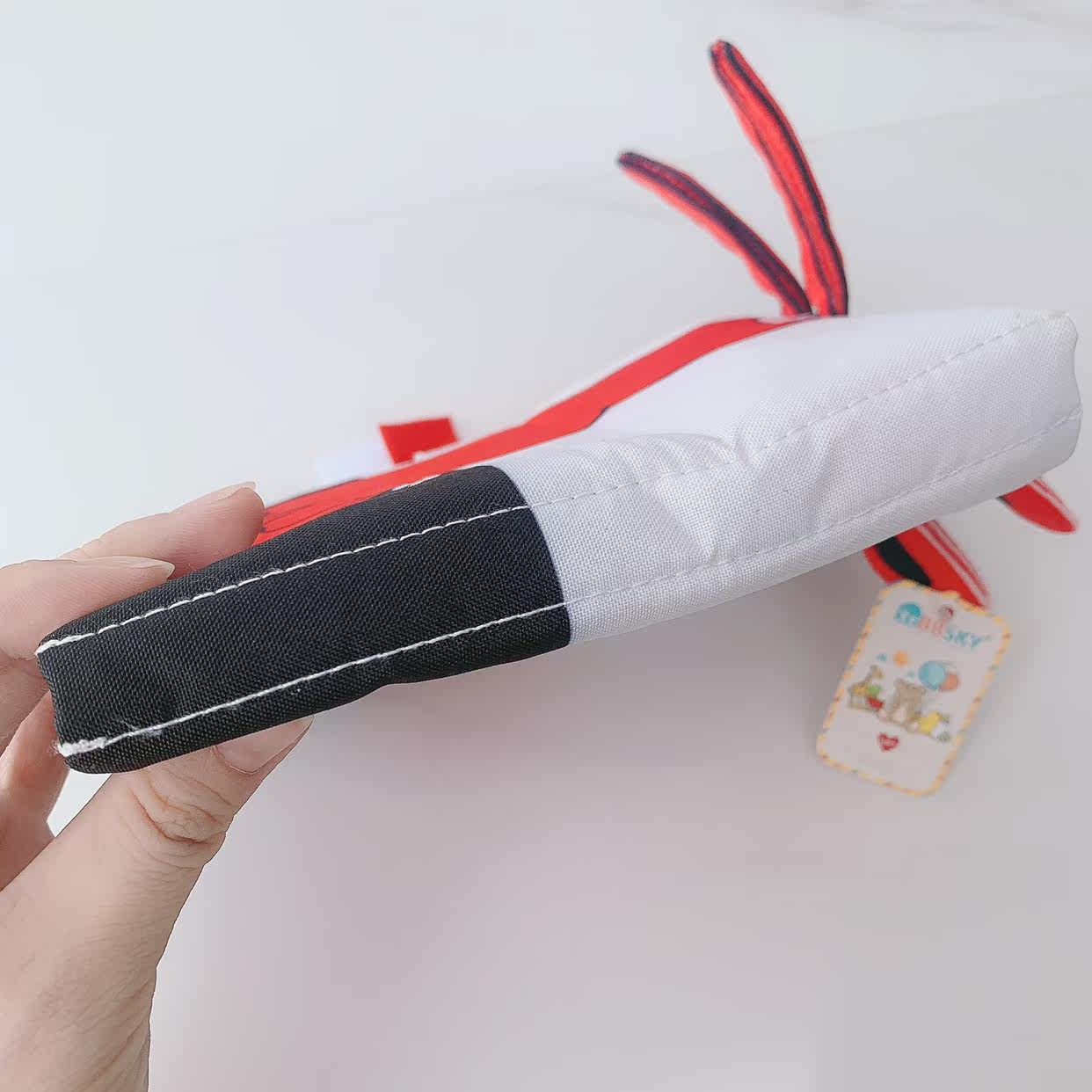 Детская книга из ткани 新生儿黑白红视觉标签触摸布书撕不烂可啃咬亲子互动色彩教育玩具 Other