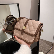 Pick up missed Shanghai bin Large god recommended 2021 new embroidery thread small square bag Han version Ocean Gas Single Shoulder Inclined Satchel