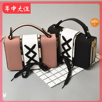 Explosive @ chain Mori small bag female 2020 new Korean version Joker simple girl shoulder shoulder bag mobile phone bag m