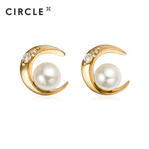 CIRCLE Jewelry 9K yellow gold Natural Akoya Sea Water Pearl Diamond Stud Earrings Moon earrings set with diamonds for women