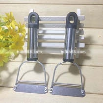 Kitchen Yangjiang small steel planing stainless steel peeler peeling knife steel handle pull planing potato Planer one yuan supply