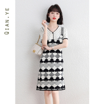Fake Two Dress Dress Women Summer 2022 New Straight Drum Dresses Summer Ice Silk Knit Big Code Womens Bottling Summer