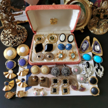 Western antique vintage vintage earrings ins and European ports Wind medieval retro elegant and refined 100 hitch-ear clip R1