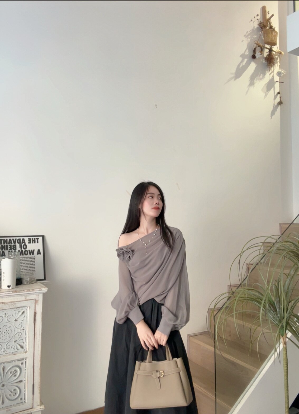 百丽质感真皮大容量托特包 牛皮材质高级耐磨 大容量装下电脑文件