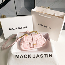 520 Gift to send girlfriends wife Genuine Leather Armband pink Horse Saddle Bag Women Summer 100 Hitch Fashion Pop Bag