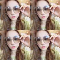 2020 New Double - ring Sunglasses Retro Box with lean tea sunglasses female in the street with the same glasses