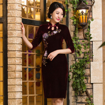 (Cheongsam clearance)Modified Vintage beaded Velvet 3 4 sleeve Mother-in-law Wedding banquet dress