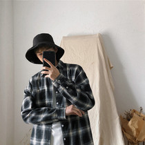 Handsome black and white plaid long sleeve shirt men autumn loose sports shirt Korean trend casual jacket inch shirt