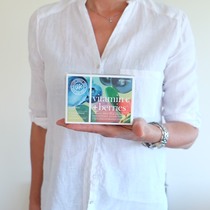 Integrated berries a variety of berries fruit essence skin care small magic weapon