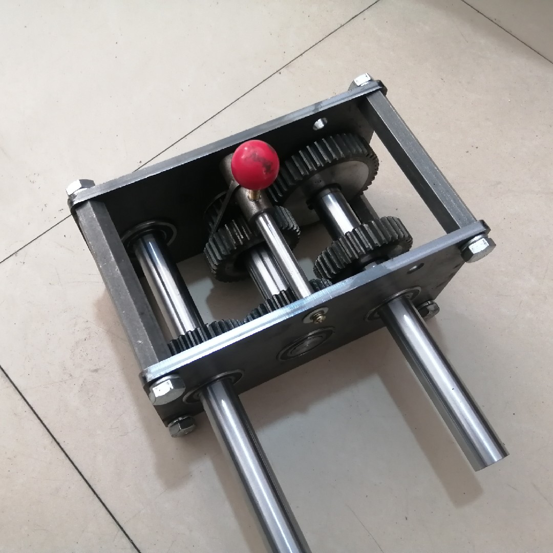 Manual shift gear 3 gear adjustment variable-speed gearbox speed reduction transmission Sub-case hand power generation hydro wind power