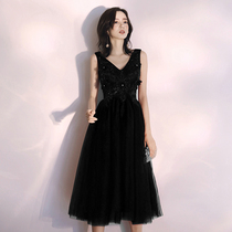 High-end evening dress skirt 2021 new noble socialite medium-long small black gas field queen thin v-neck
